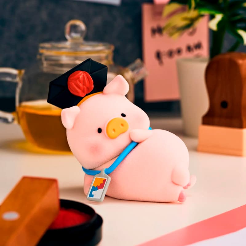 Фигурка из серии Lulu The Piggy Office Blind Box — фото 10