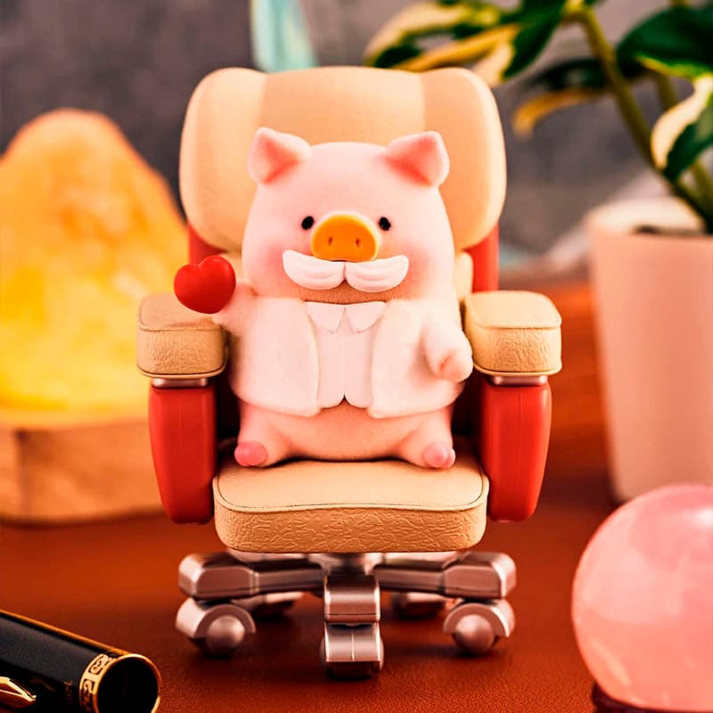 Фигурка из серии Lulu The Piggy Office Blind Box — фото 8