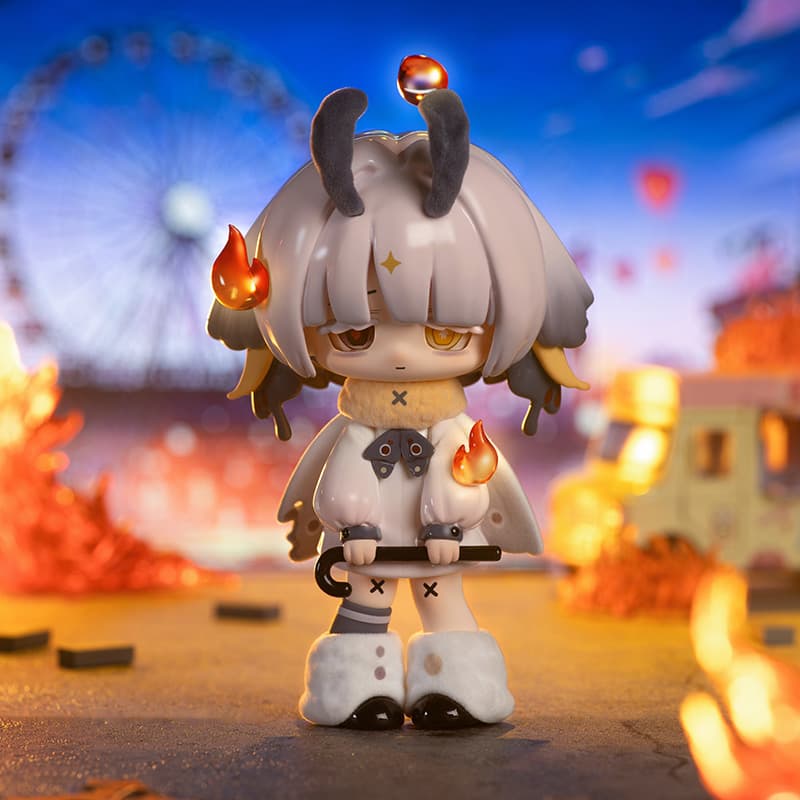 Фигурка из серии Missy Cute Lolita Crow Paradise Blind Box — фото 4