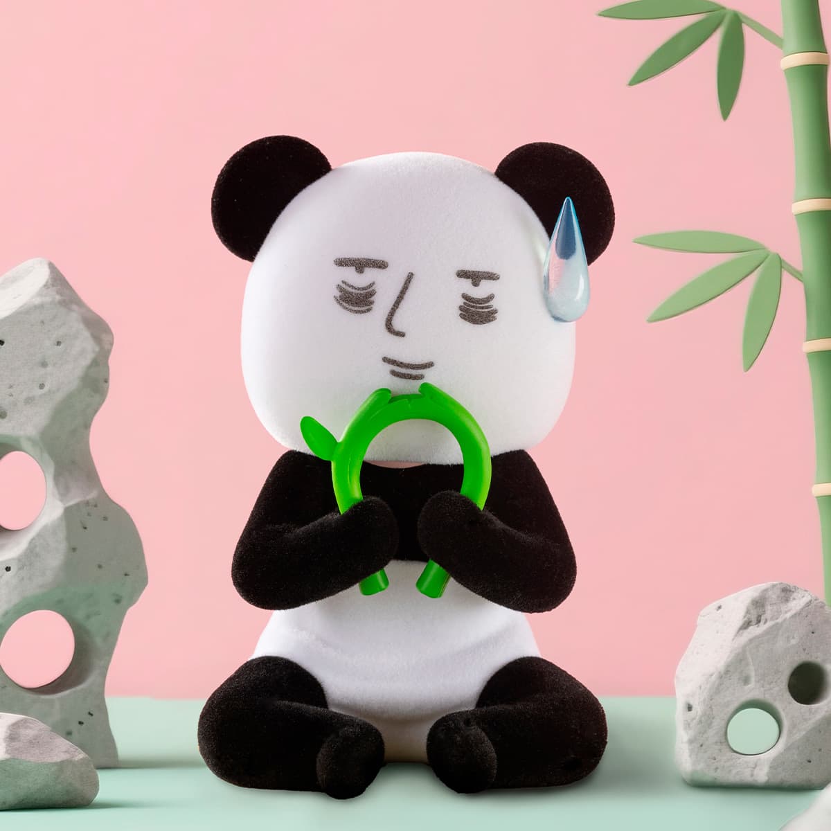Фигурка 'Проблема' из серии My Friend Rabbit Beautiful Mood Blind Box в костюме панды