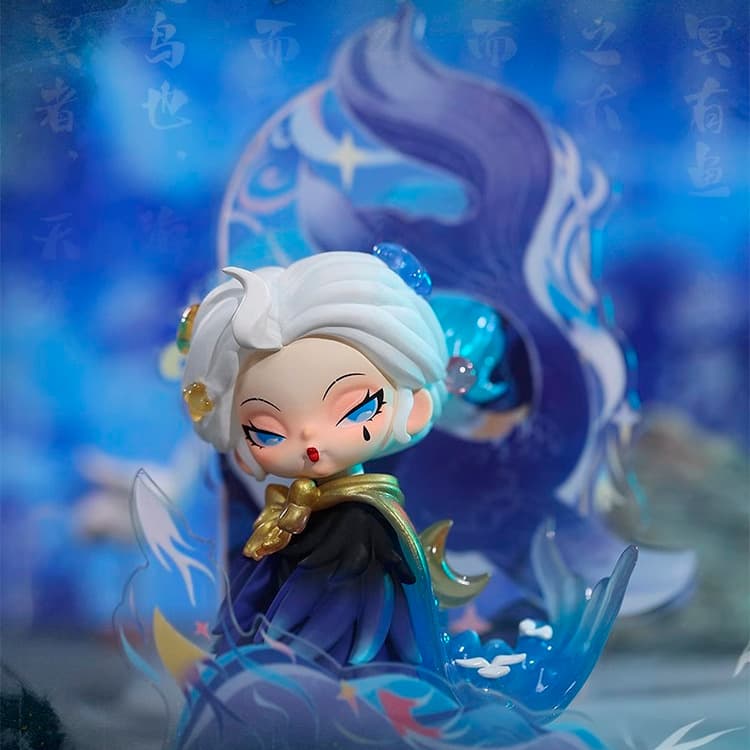 Секретная фигурка 'Куньпэн' из серии Nami Floating Mountains and Seas Blind Box в виде морского божества