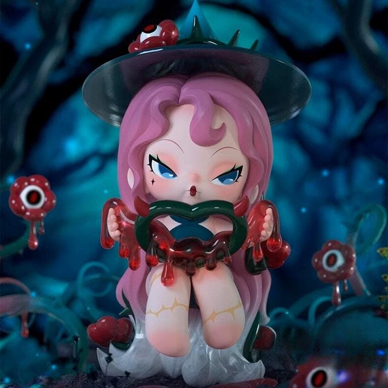 Фигурка 'Увлечение' из серии Nami Nightmare Core Blind Box в виде ведьмочки с книгой