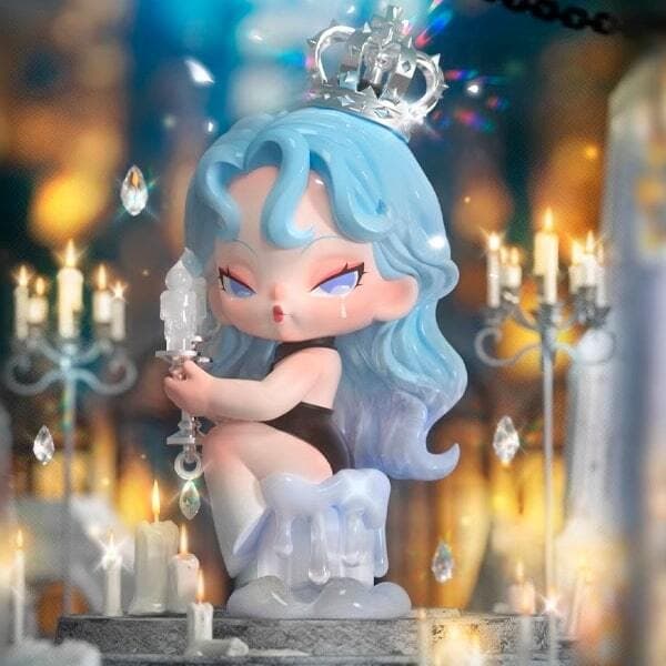 Фигурка 'Сияние' из серии Nami Nightmare Core Blind Box в виде девушки с короной