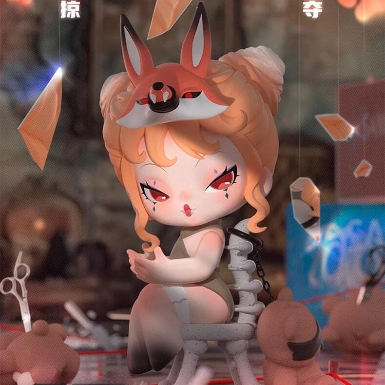 Фигурка 'Грабеж' из серии Nami Nightmare Core Blind Box в виде девушки в маске лисы